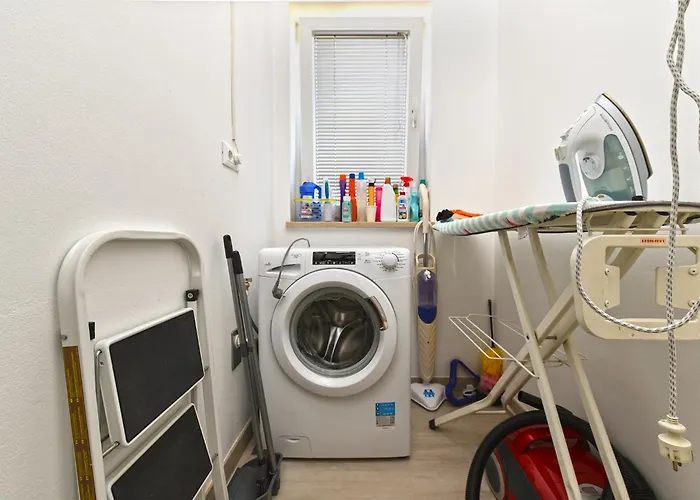 Apartament Sandra 2389 *