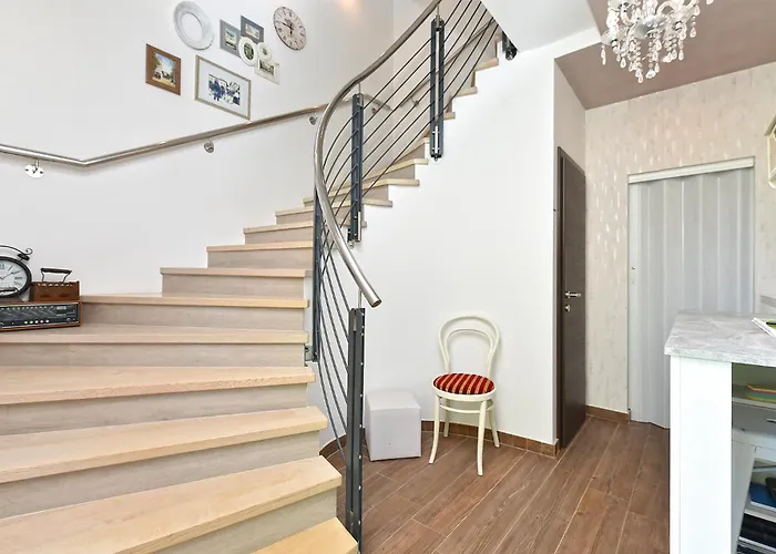 Apartament Sandra 2389 *