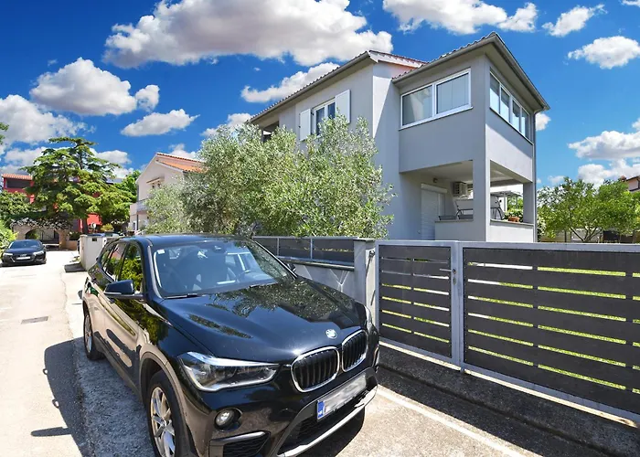 Sandra 2389 * Πούλα