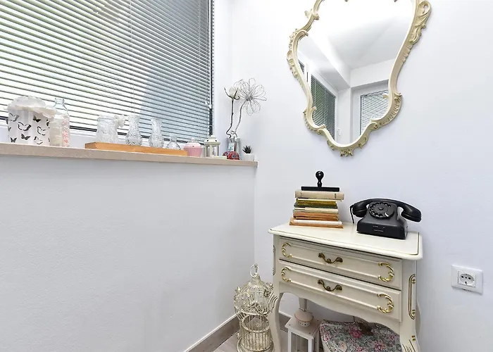 Sandra 2389 * Πούλα